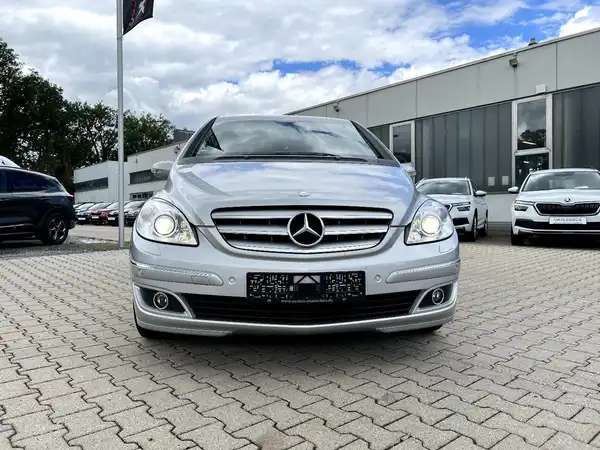 MERCEDES-BENZ B-KLASSE (6/26)