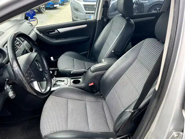 MERCEDES-BENZ B-KLASSE (8/26)