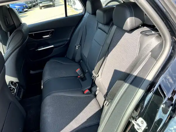 MERCEDES-BENZ C 200 (15/27)