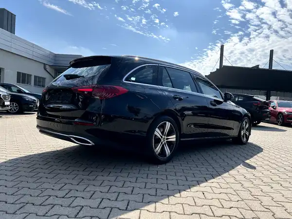 MERCEDES-BENZ C 200 (4/27)