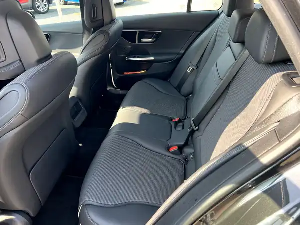 MERCEDES-BENZ C-KLASSE (13/26)