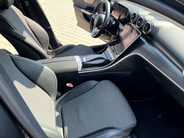 MERCEDES-BENZ C-KLASSE (21/26)