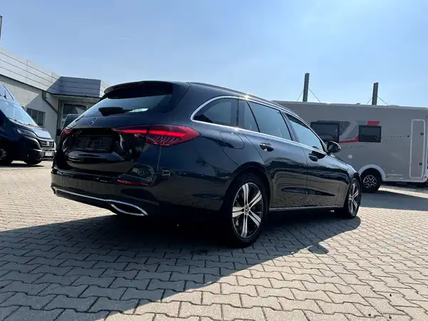 MERCEDES-BENZ C-KLASSE (4/26)