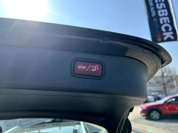 MERCEDES-BENZ C-KLASSE (8/26)