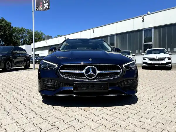 MERCEDES-BENZ C 220 (6/30)