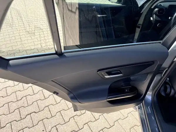 MERCEDES-BENZ C 220 (12/27)