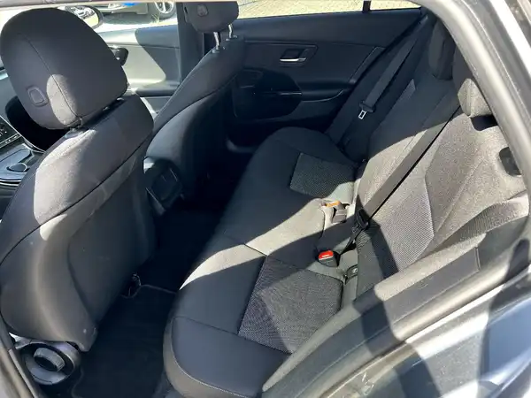 MERCEDES-BENZ C 220 (13/27)