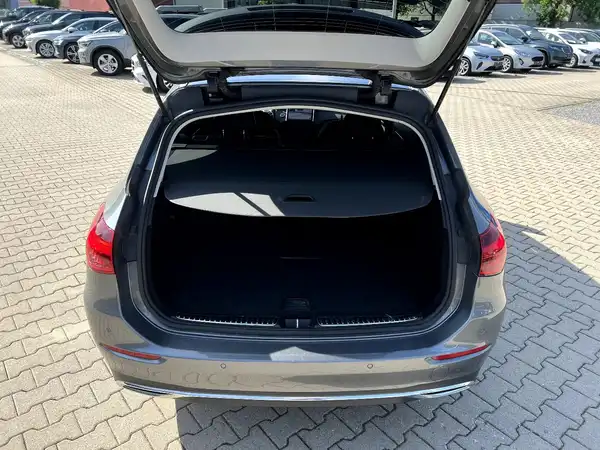MERCEDES-BENZ C 220 (7/27)