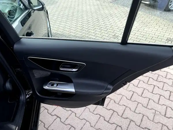 MERCEDES-BENZ C 200 (14/27)