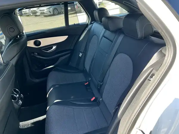 MERCEDES-BENZ C 250 (15/29)