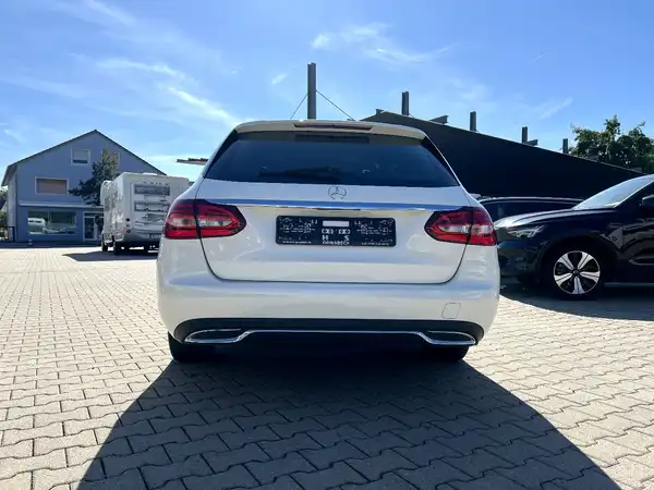 MERCEDES-BENZ C 250 (3/29)