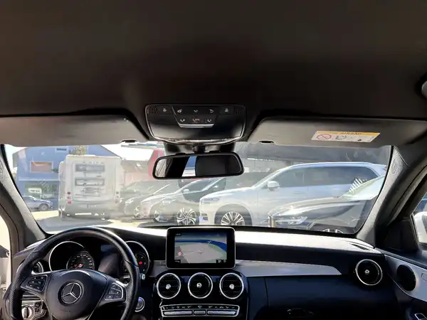 MERCEDES-BENZ C 250 (21/29)