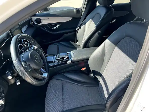 MERCEDES-BENZ C 250 (10/29)