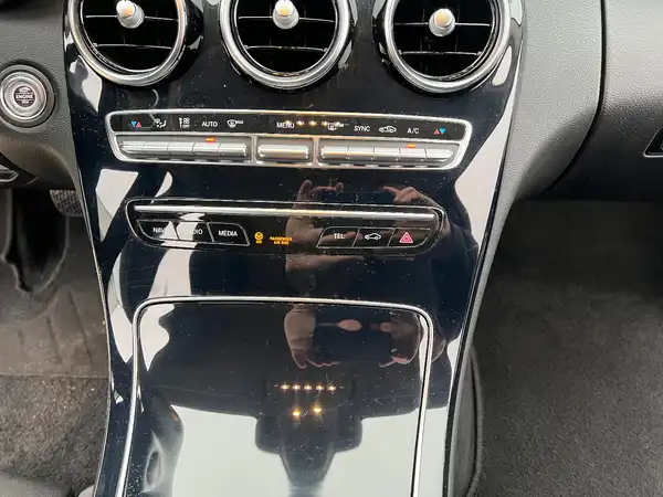 MERCEDES-BENZ C-KLASSE (25/28)