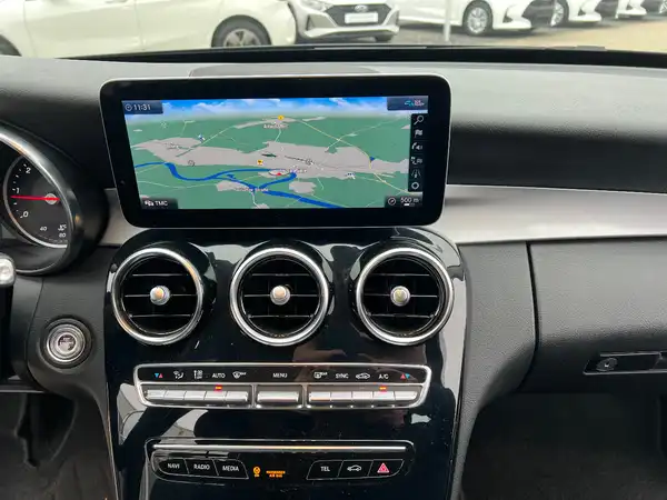 MERCEDES-BENZ C-KLASSE (26/28)