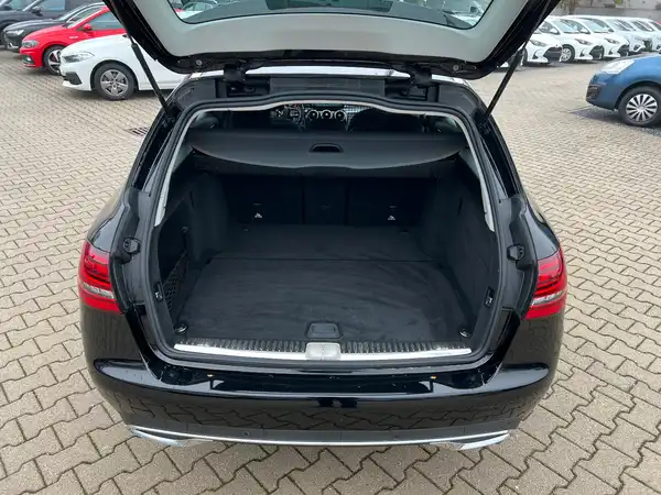 MERCEDES-BENZ C-KLASSE (7/28)