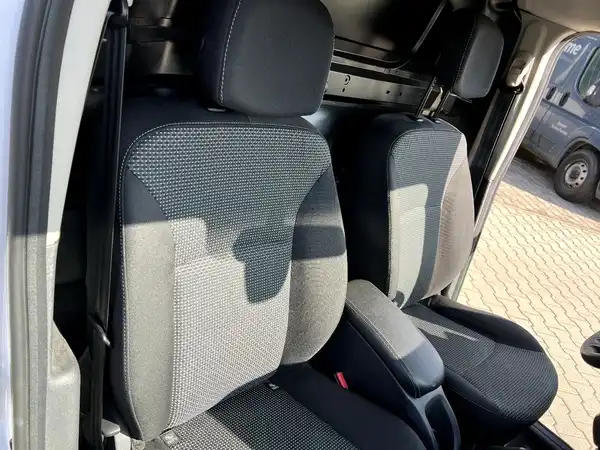 MERCEDES-BENZ CITAN (20/25)