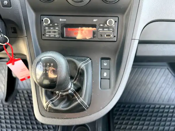 MERCEDES-BENZ CITAN (22/25)