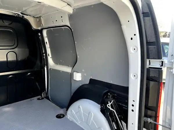 MERCEDES-BENZ CITAN (9/25)