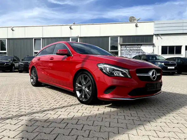 MERCEDES-BENZ CLA (5/28)