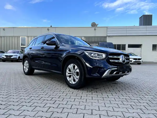 MERCEDES-BENZ GLC (5/27)