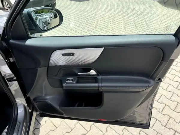 MERCEDES-BENZ GL (20/27)