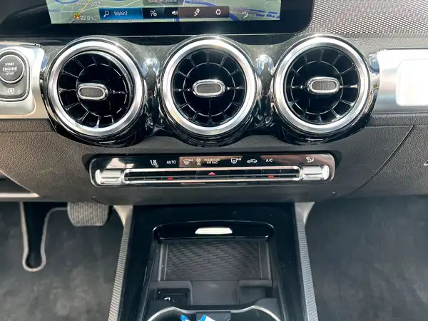 MERCEDES-BENZ GL (24/27)