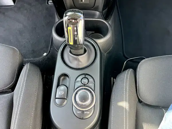 MINI COOPER (18/22)