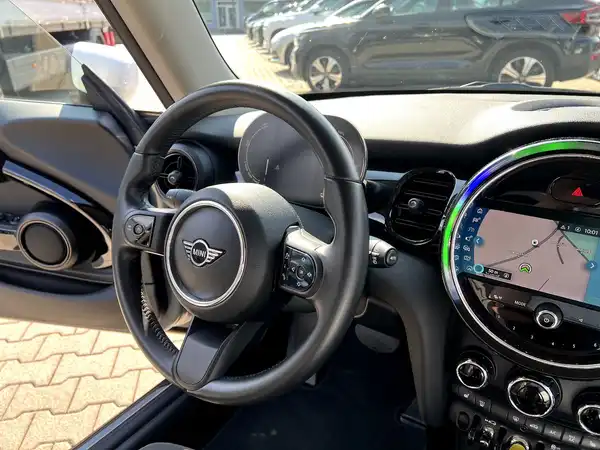 MINI COOPER (21/22)