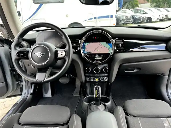 MINI COOPER (13/22)