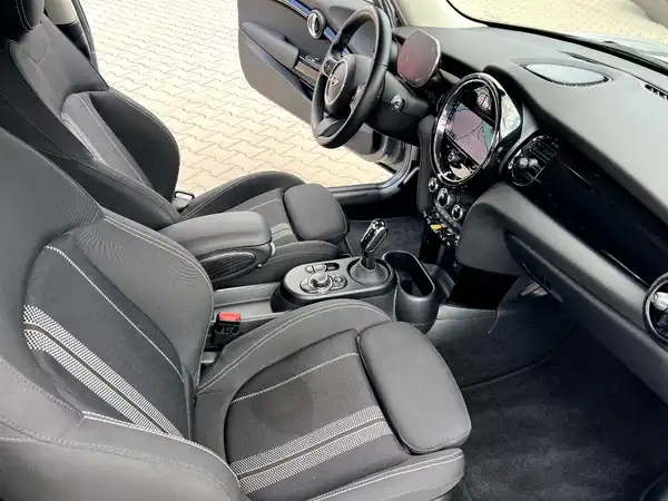 MINI COOPER (16/22)