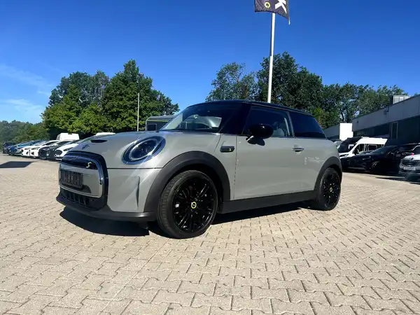 MINI COOPER (1/23)