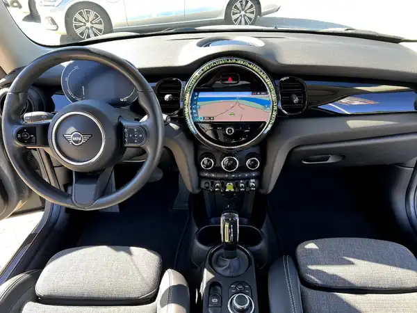 MINI COOPER (13/23)