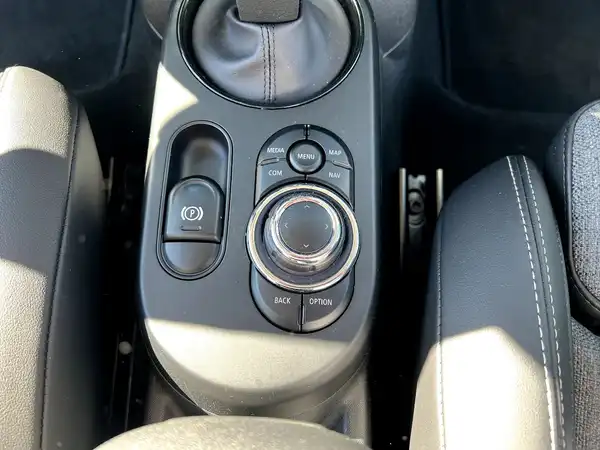 MINI COOPER (18/23)