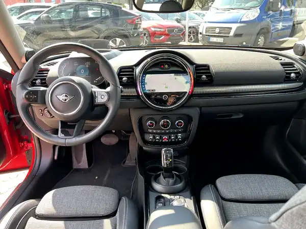 MINI COOPER CLUBMAN (20/29)