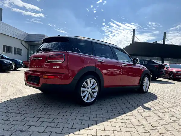 MINI COOPER CLUBMAN (4/29)
