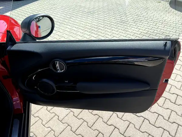 MINI ONE (16/24)