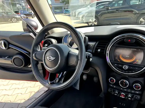 MINI ONE (23/24)