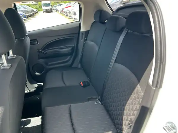 MITSUBISHI L (13/26)