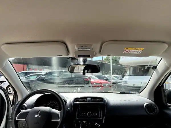 MITSUBISHI L (18/26)