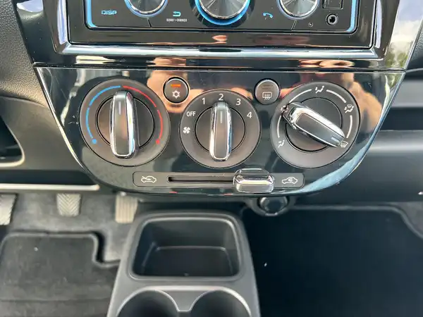 MITSUBISHI L (23/26)