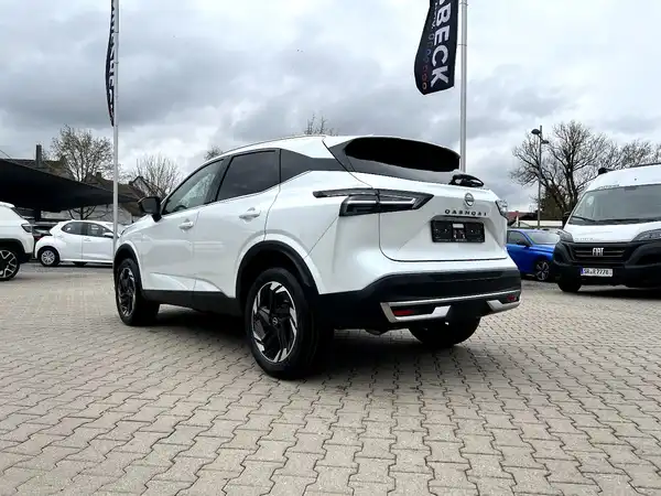 NISSAN QASHQAI (2/27)