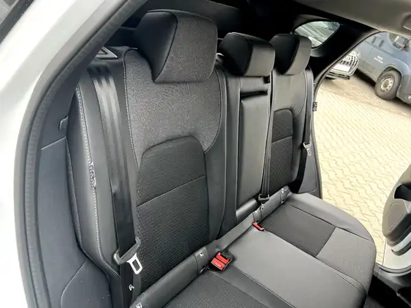 NISSAN QASHQAI (16/27)