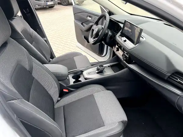 NISSAN QASHQAI (21/27)