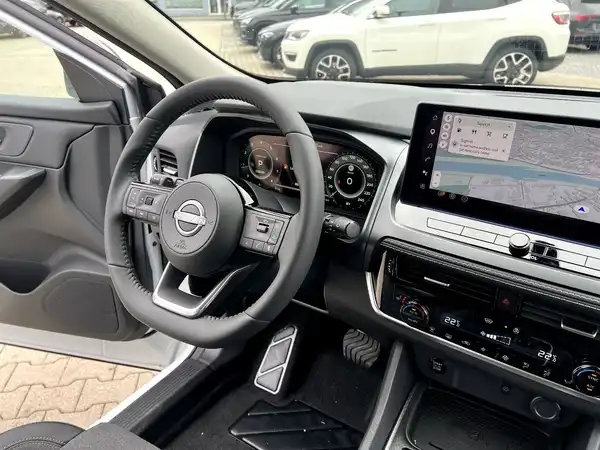 NISSAN QASHQAI (26/27)