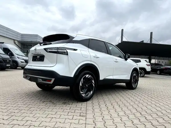 NISSAN QASHQAI (4/27)
