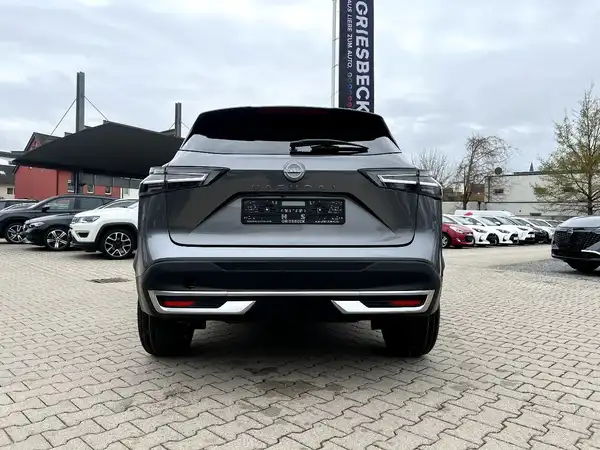 NISSAN QASHQAI (3/27)