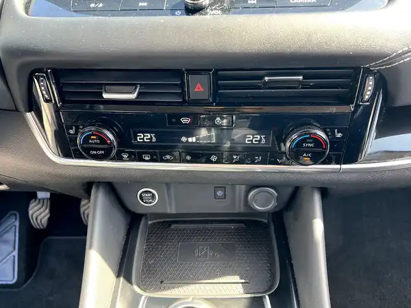 NISSAN QASHQAI (25/28)