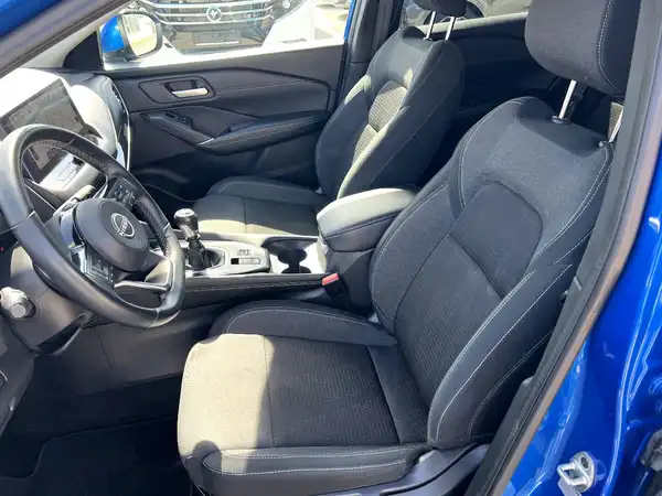 NISSAN QASHQAI (9/28)