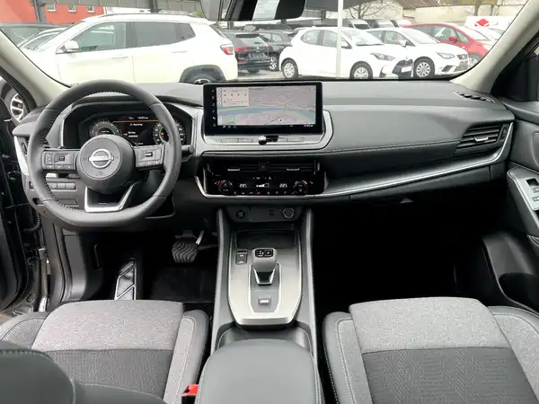 NISSAN QASHQAI (18/27)